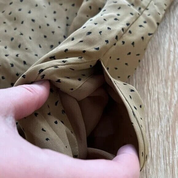 Aritzia Babaton 100% Silk Printed Button Down Dress With Neck Tie Size XS - Picture 5 of 7